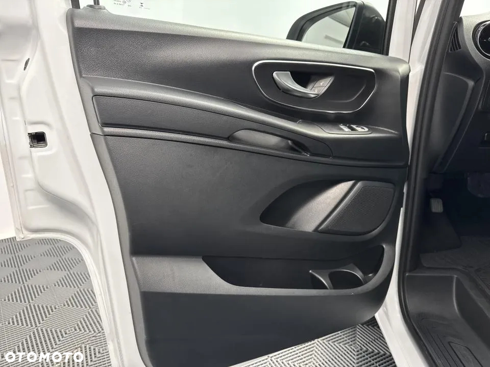 Mercedes-Benz Vito Tourer 114 CDI L2 Pro 9G-Tronic 447.703 - 10