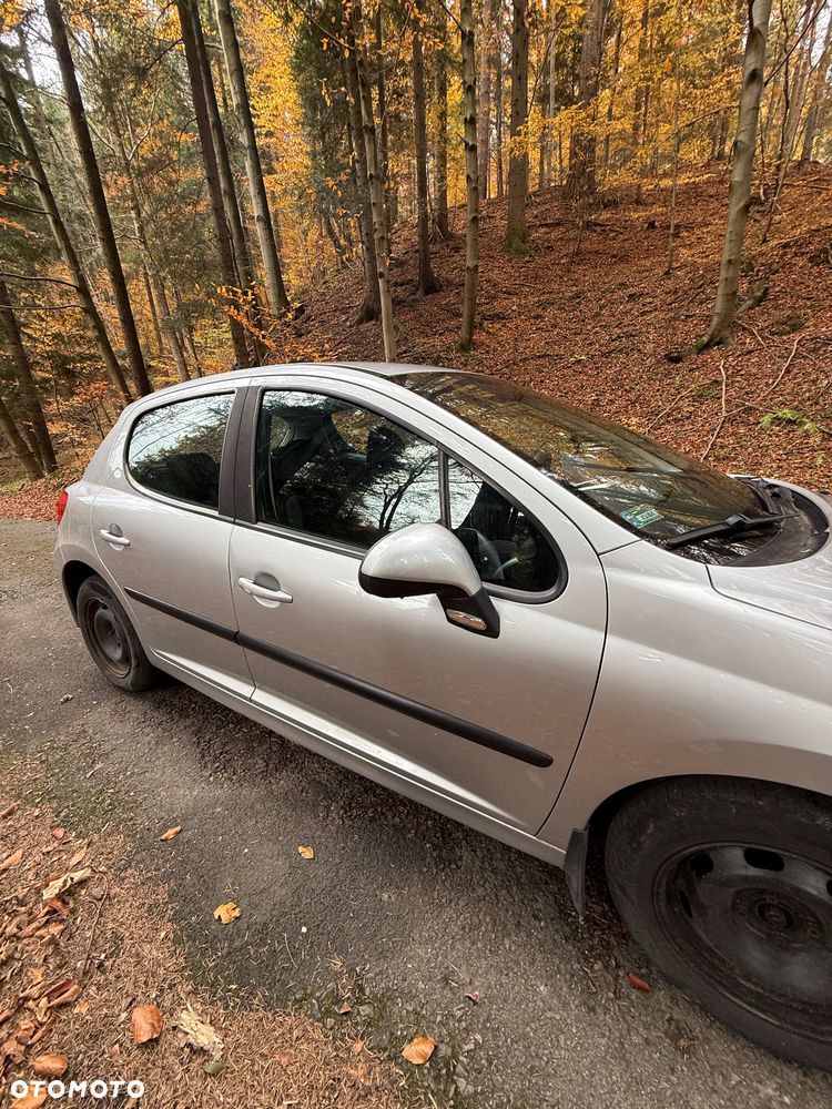 Peugeot 207 1.4 16V Presence - 6