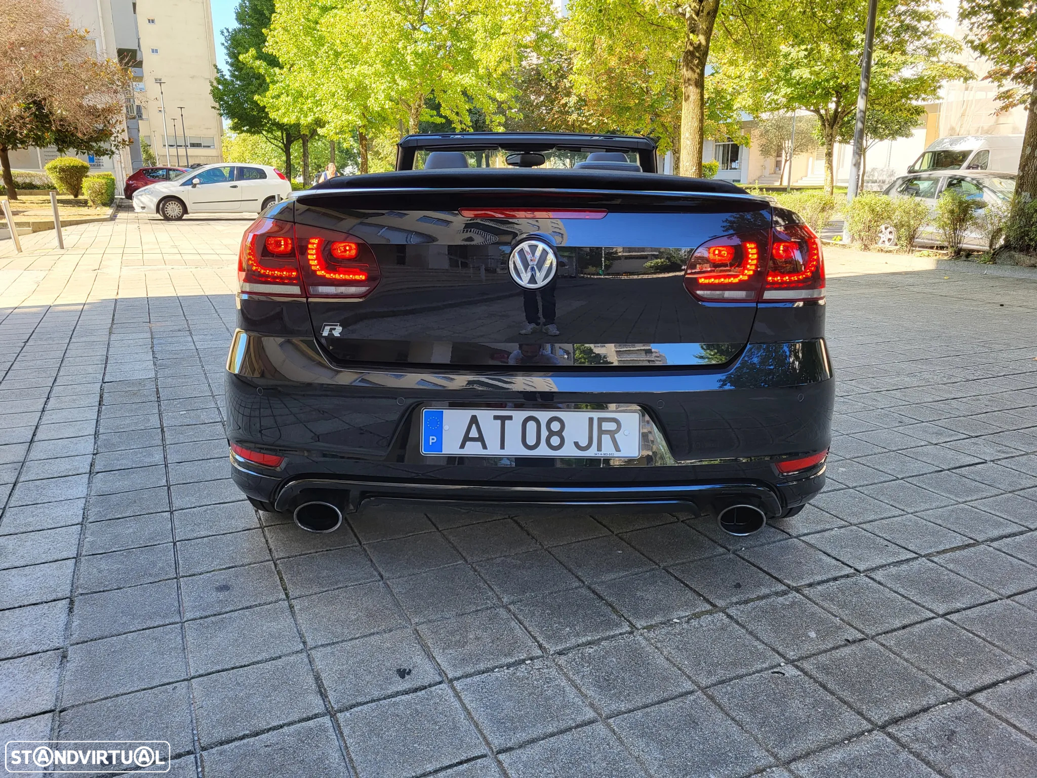 VW Golf Cabriolet R DSG - 17