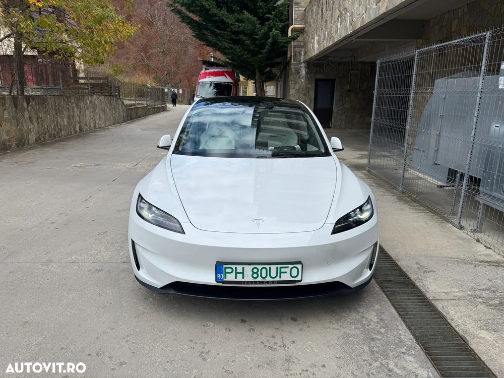 Tesla Model 3 Performance - 23