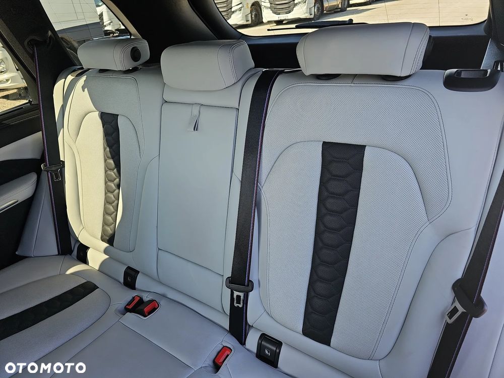 BMW X5 M Competition - 13