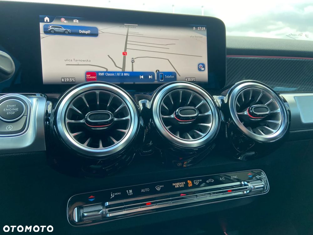 Mercedes-Benz GLB 200 AMG Line 7G-DCT - 13