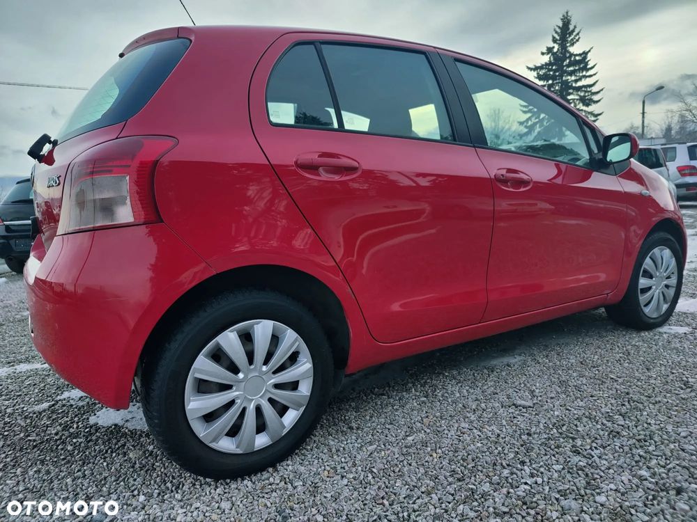 Toyota Yaris - 14