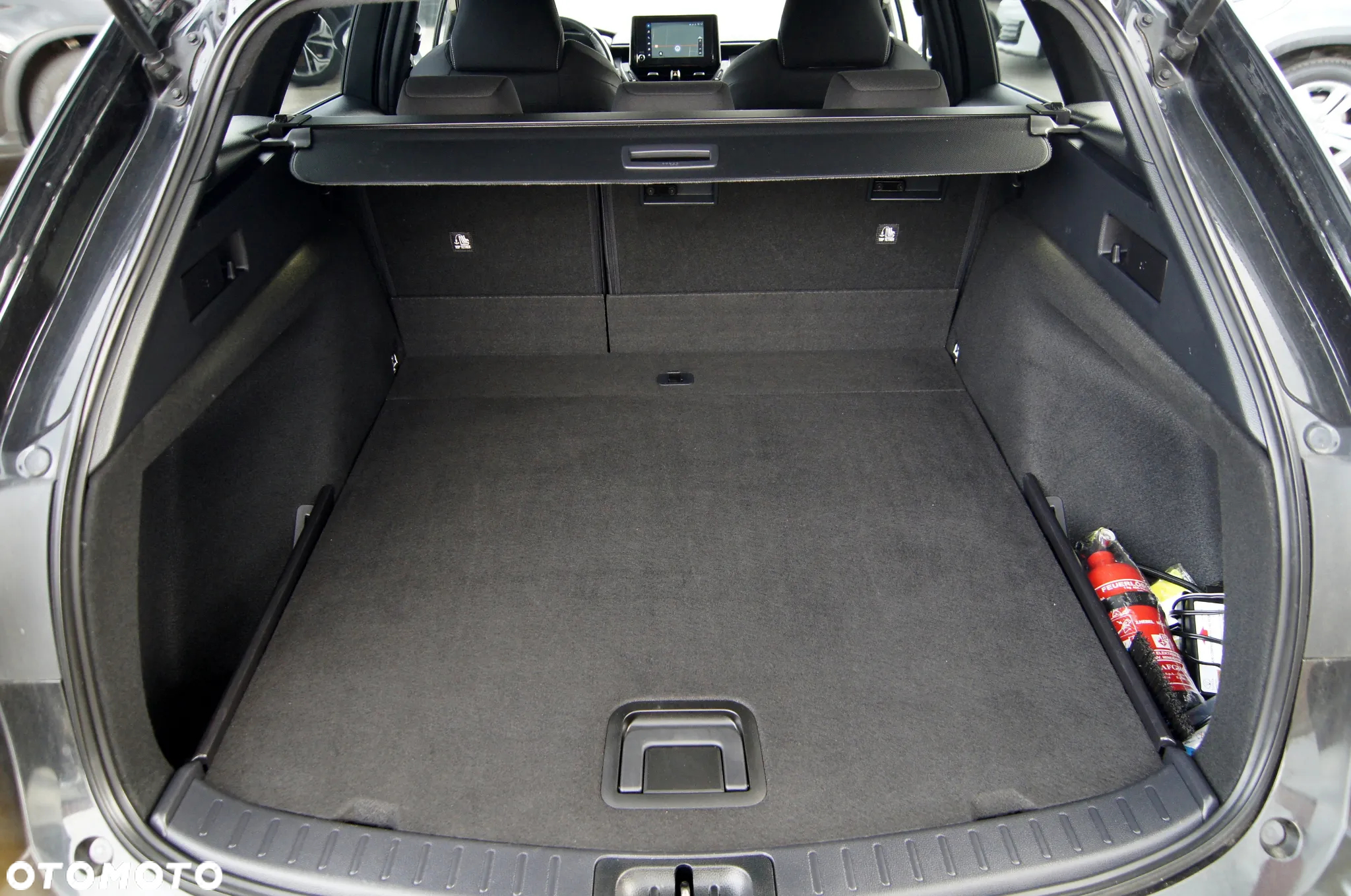 Toyota Corolla 1.8 Hybrid Active - 30