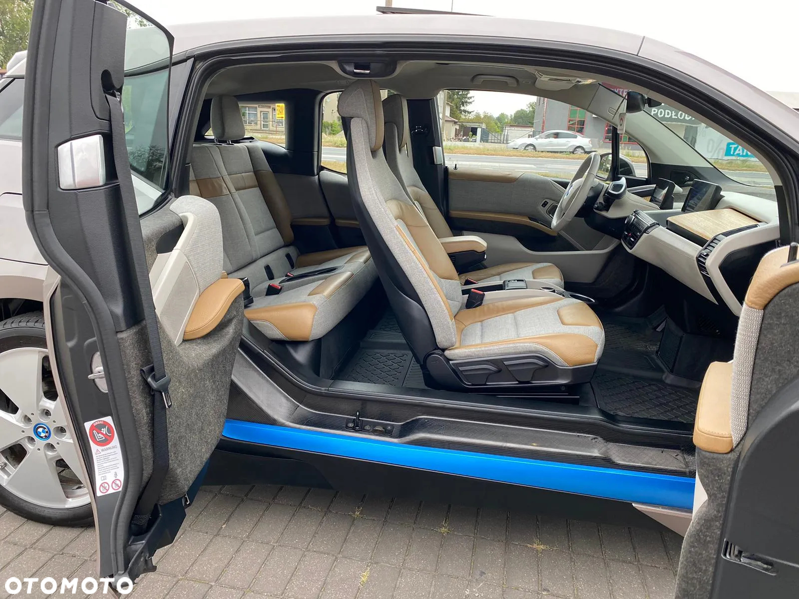 BMW i3 (60 Ah) - 26