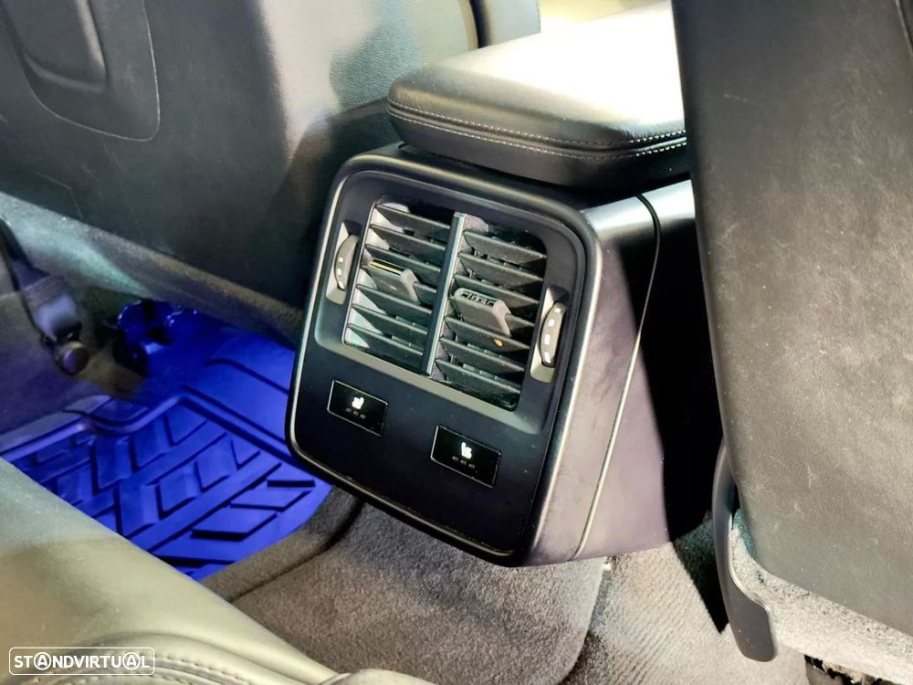 Porsche Taycan 4S - 22