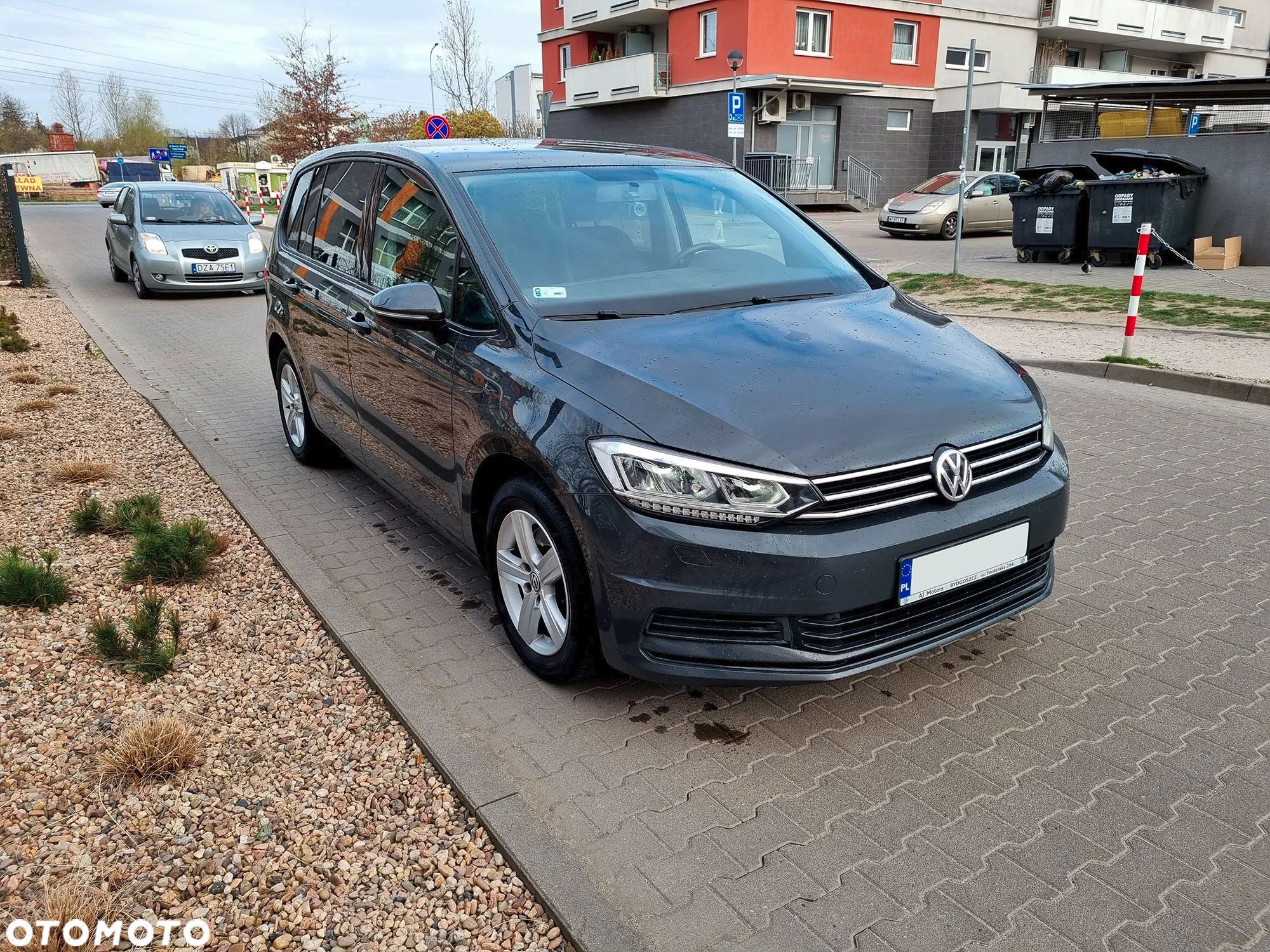 Volkswagen Touran 1.6 TDI BMT Trendline - 1