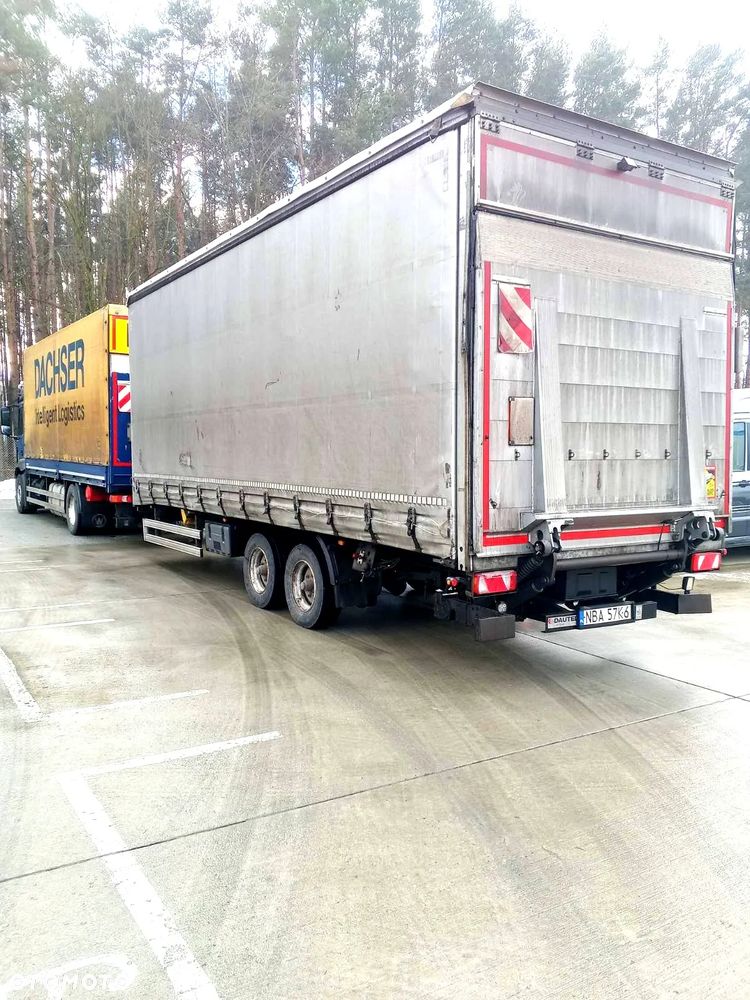 Mercedes-Benz 1836 - 7