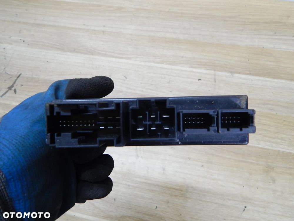 Moduł sterownik haka elektrycznego BMW 5 F11 F10 10-17 Łuków części - 2