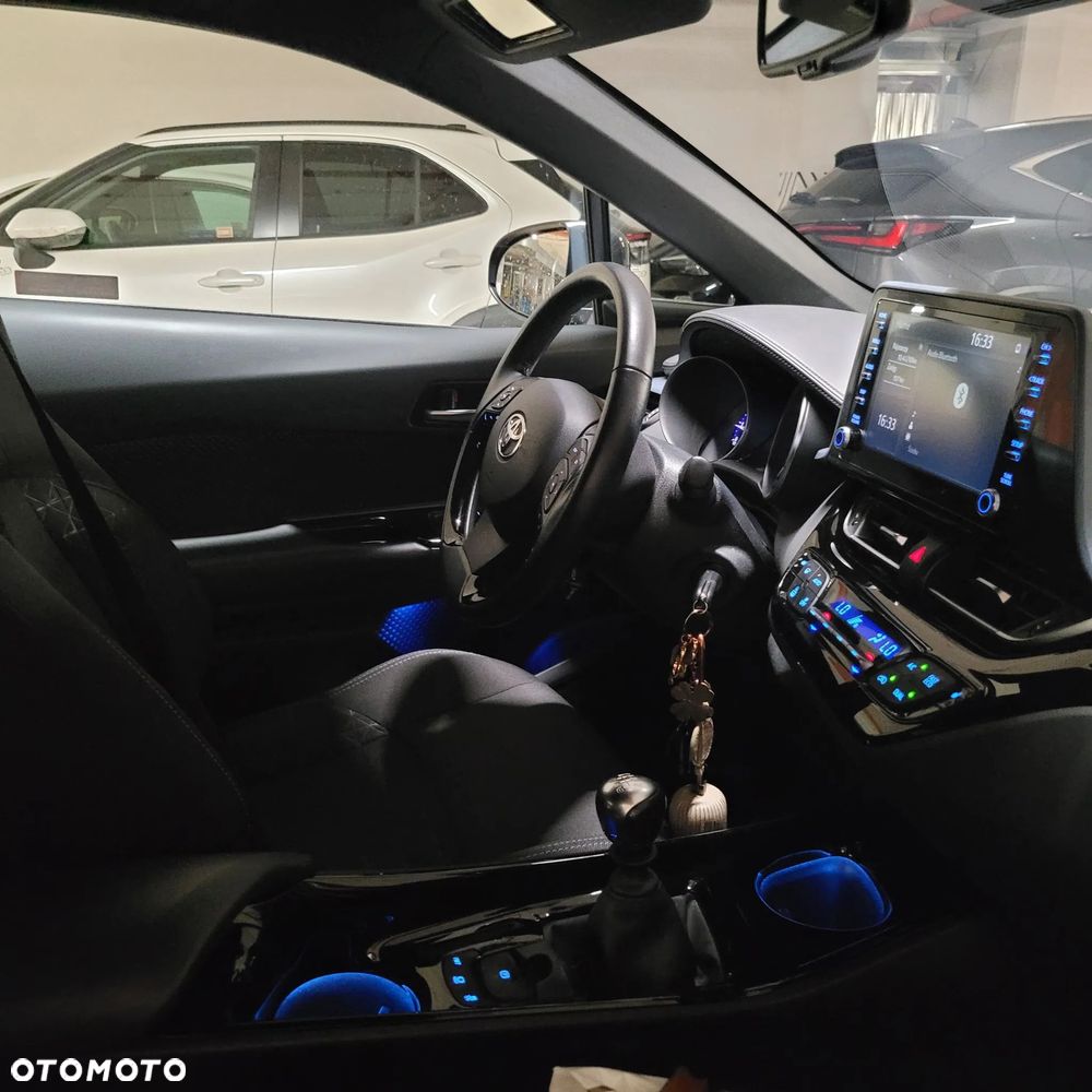 Toyota C-HR 1.2 T Style - 6