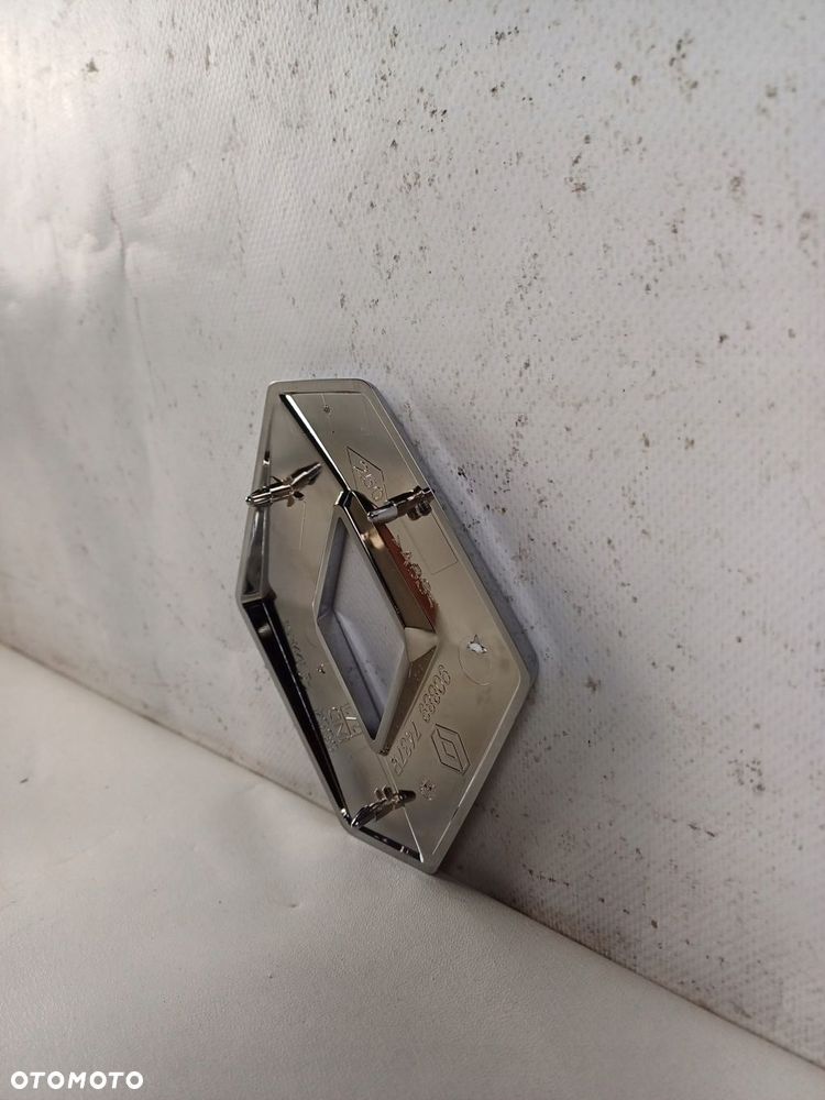 emblemat znaczek logo klapy drzwi tył renault trafic iii 3 14- - 9