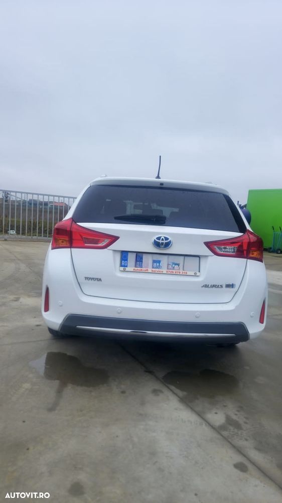 Toyota Auris 1.8 L VVT-i TS Hybrid Sol+ - 5