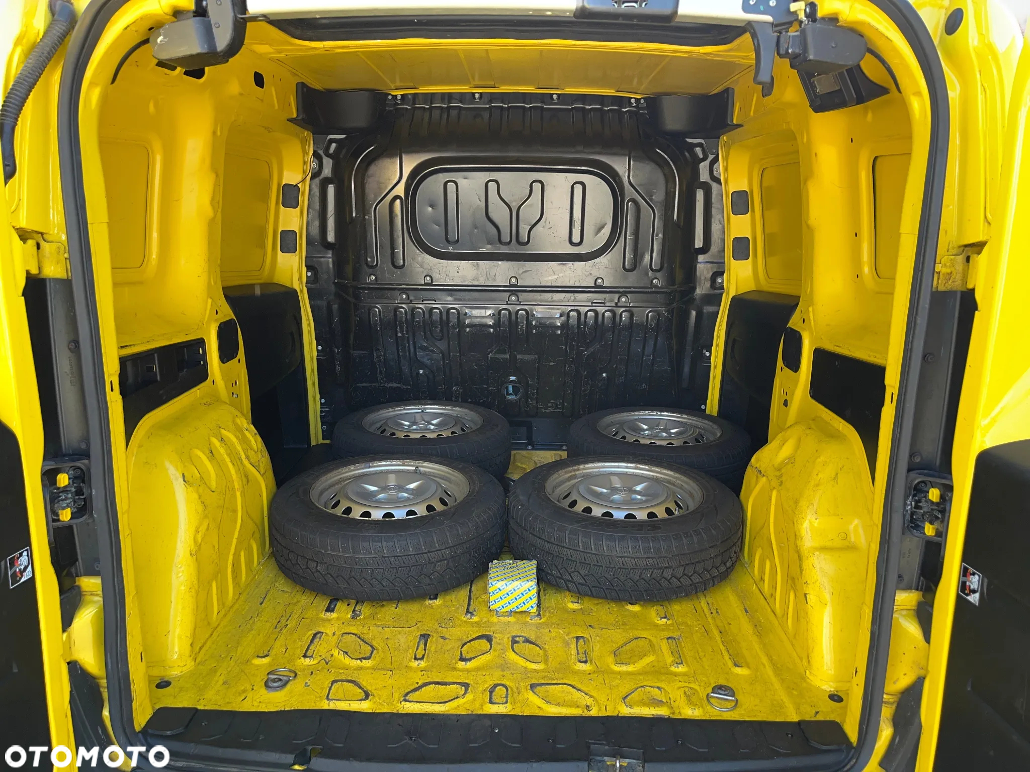 Opel Combo - 8