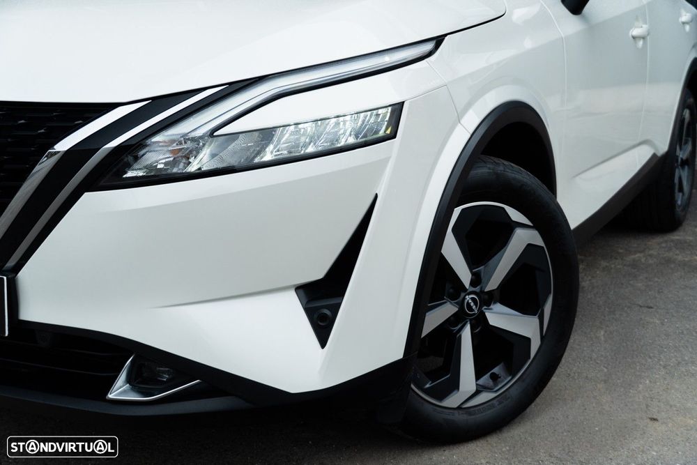 Nissan Qashqai 1.3 DIG-T N-Connecta LED - 36