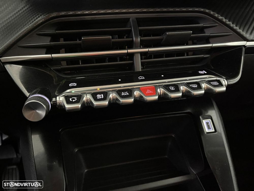 Peugeot 208 1.2 PureTech Active - 21