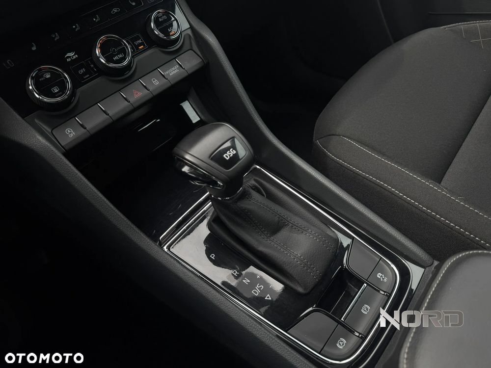Skoda Karoq 1.5 TSI ACT DSG Ambition - 23