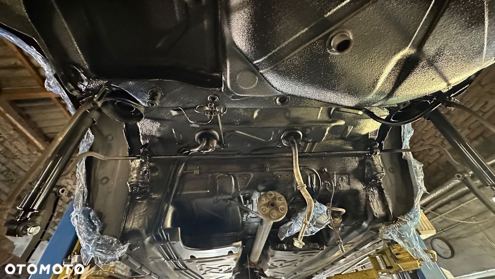 Mercedes-Benz W124 (1984-1993) - 33