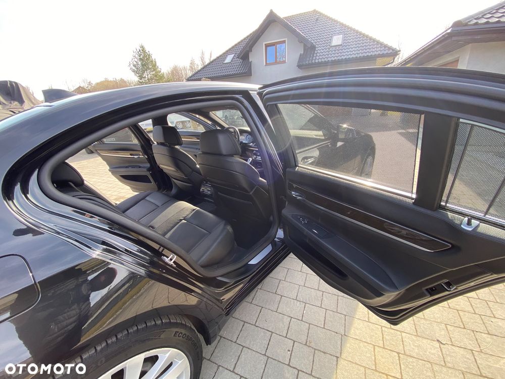 BMW Seria 7 ver-activehybrid - 27