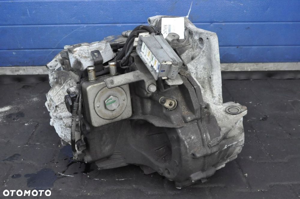 2008 208 DS3 1.6 16V VTI 120KM SKRZYNIA 20TS73 - 6