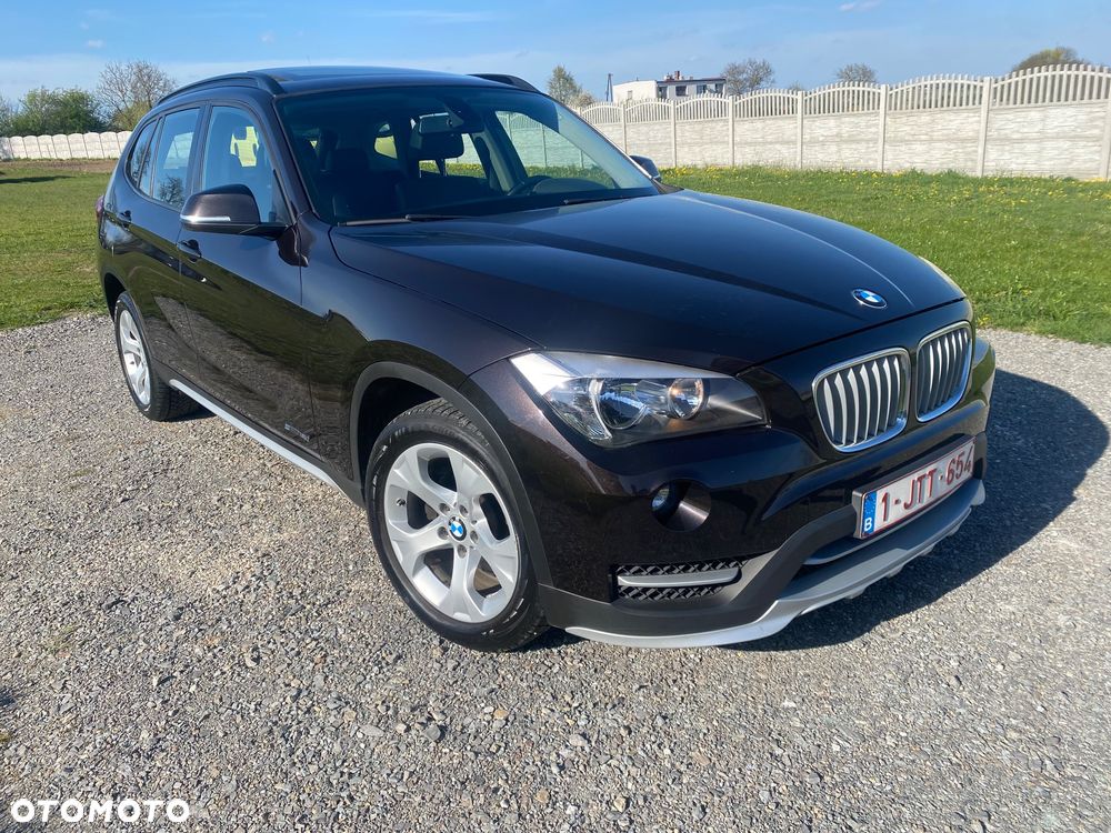 BMW X1 sDrive18d xLine - 25