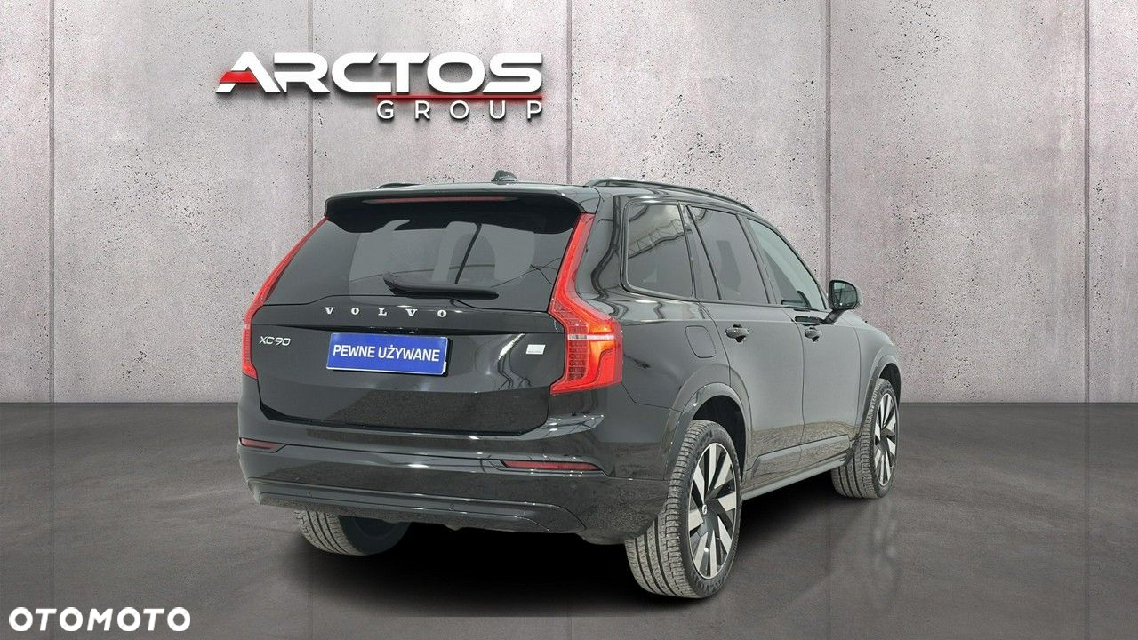 Volvo XC 90 T8 AWD Plug-In Hybrid Ultimate Dark 7os - 5