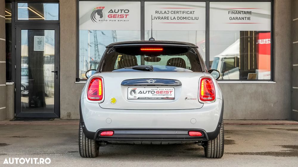 Mini Cooper SE Electric Trim - 5