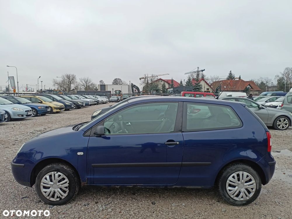 Volkswagen Polo - 2