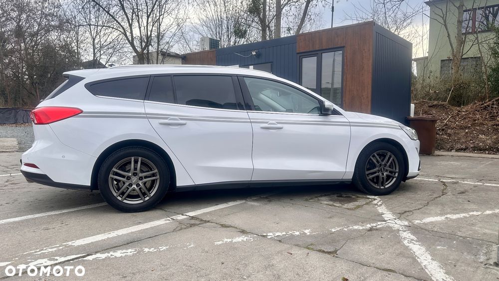 Ford Focus 1.5 EcoBlue Start-Stopp-System ST-LINE DESIGN - 8