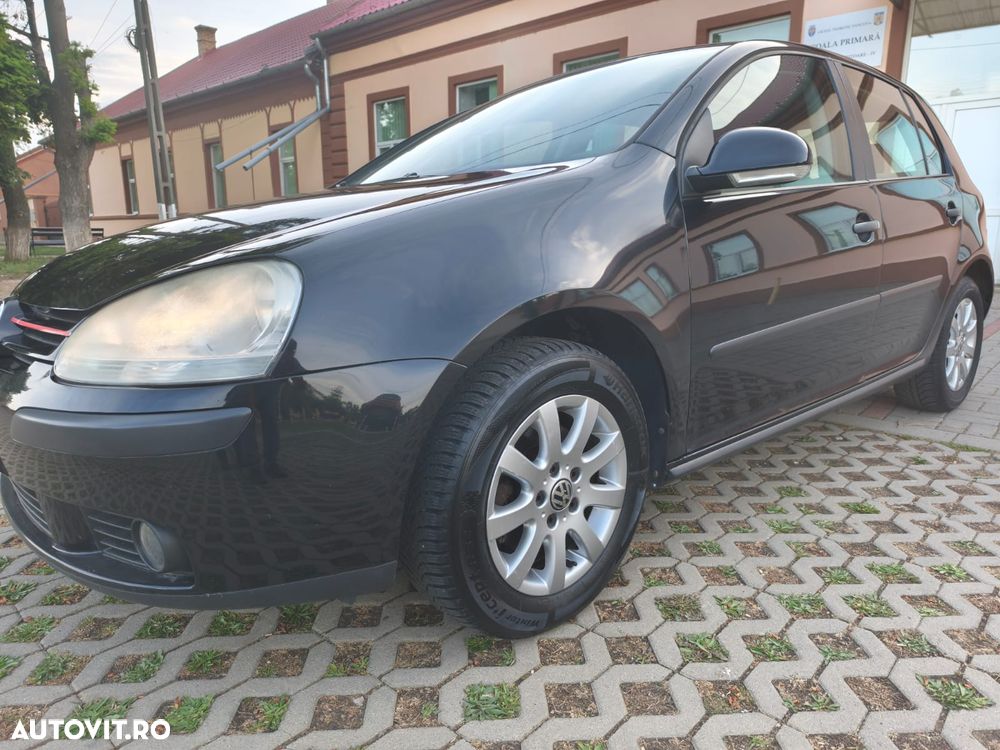 Volkswagen Golf - 3