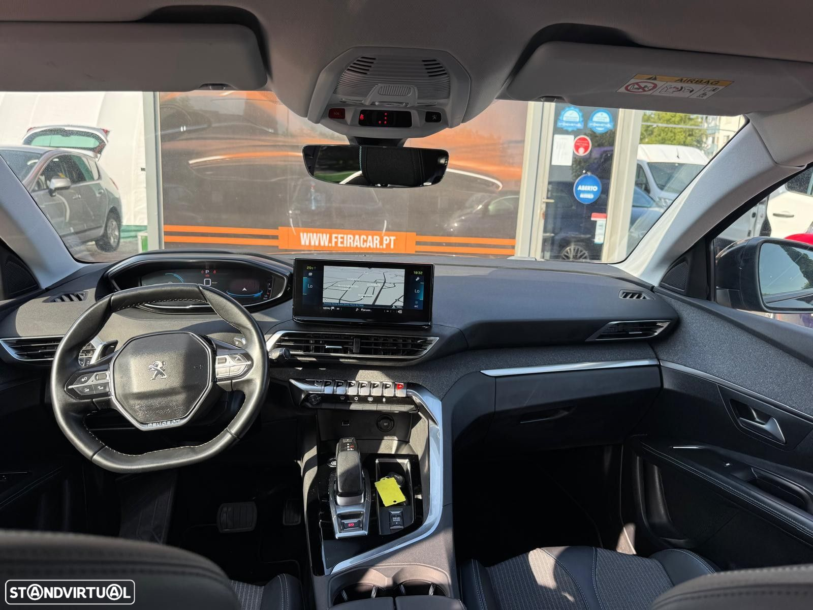 Peugeot 3008 1.6 Hybrid Active Pack e-EAT8 - 32