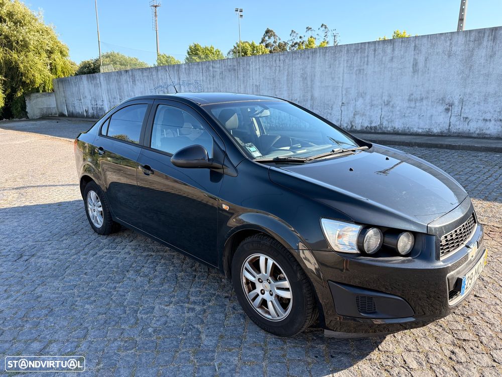 Chevrolet Aveo 1.2 LT Bi-Fuel - 12