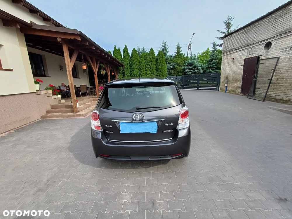 Toyota Verso - 6