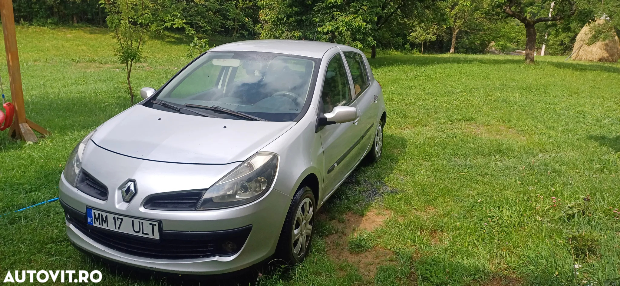 Renault Clio - 2