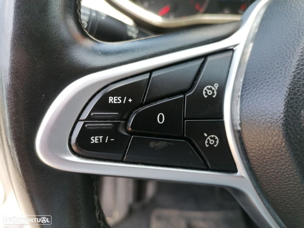 Renault Clio 1.5 Blue dCi Zen - 15