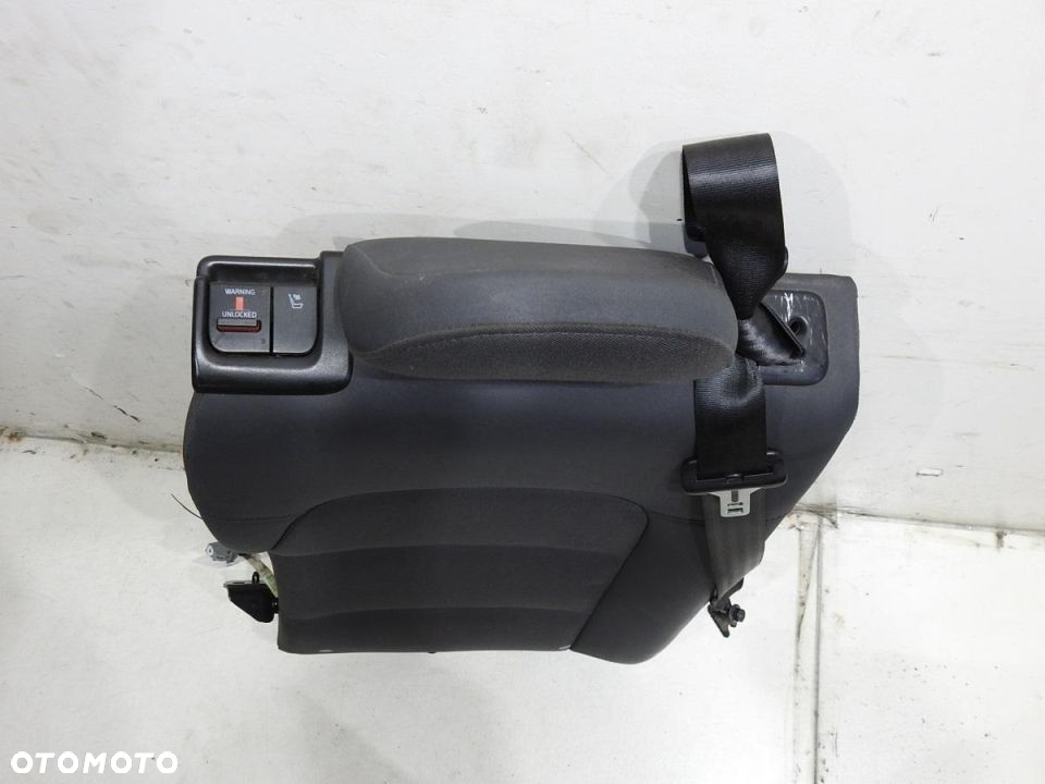 OPARCIE FOTELA PRAWY TYŁ VOLVO V70 III - 2