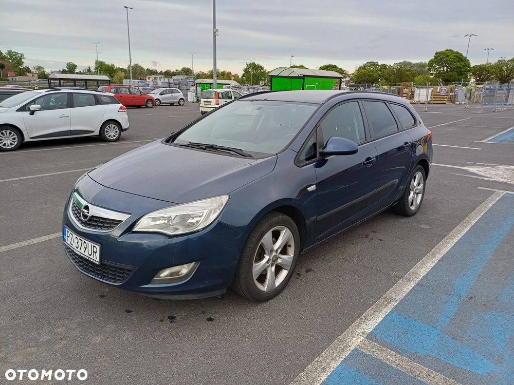 Opel Astra 1.4 Turbo Sport - 1