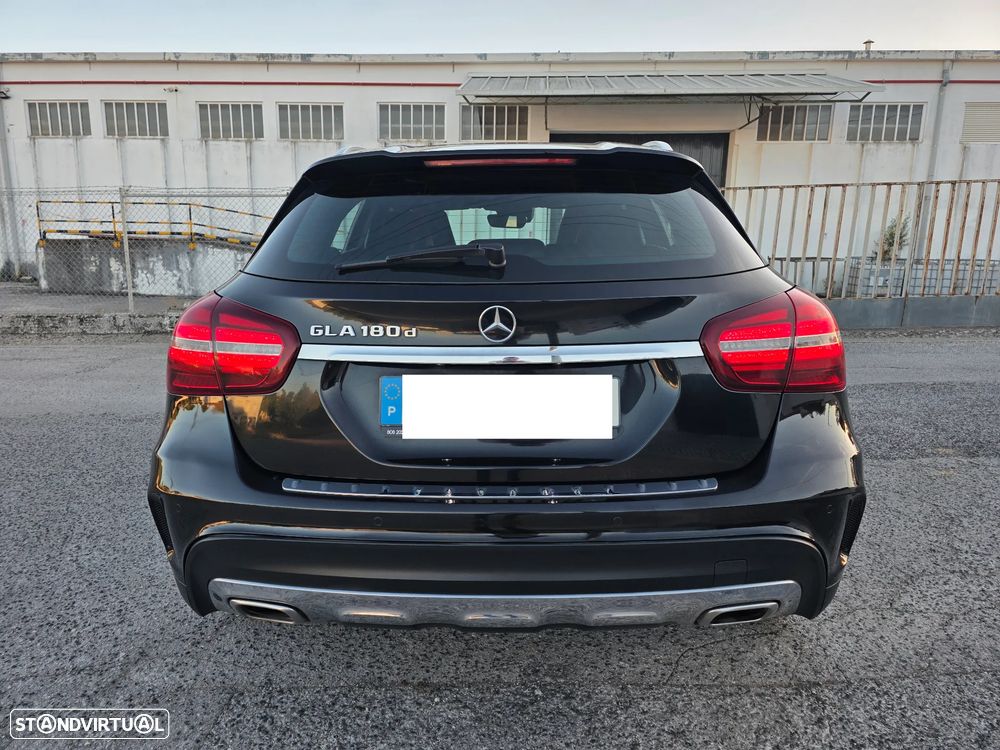 Mercedes-Benz GLA 180 d AMG Line Aut. - 15