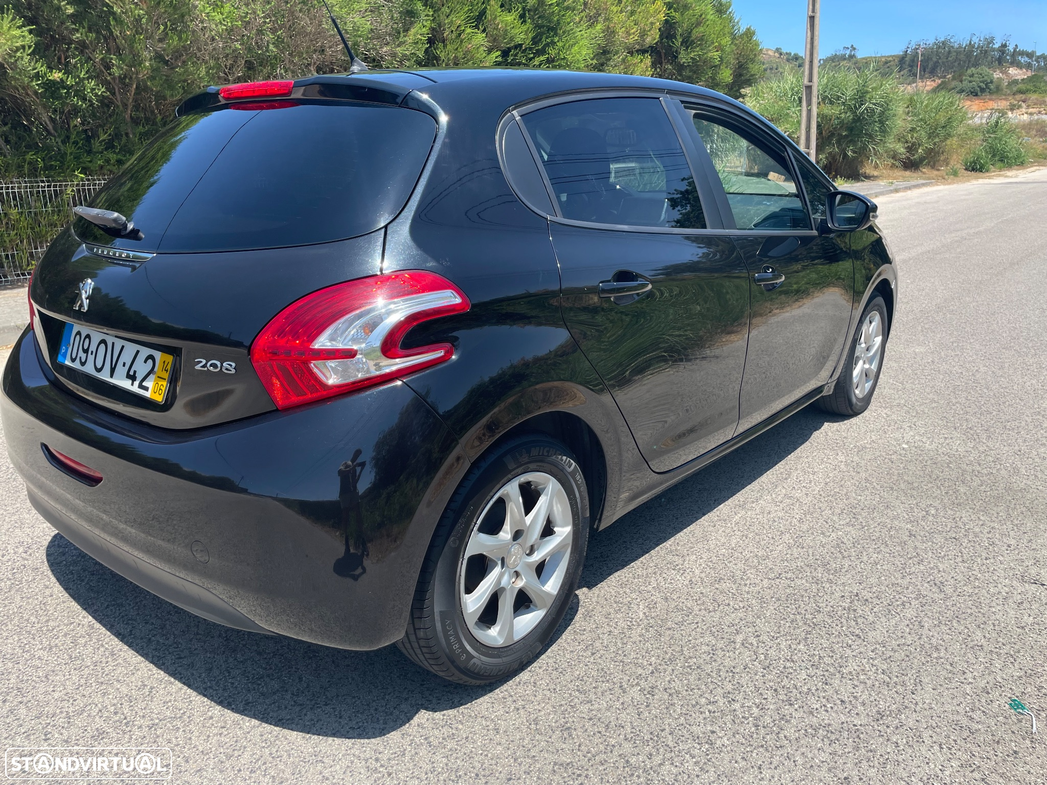 Peugeot 208 1.4 HDi Active - 5