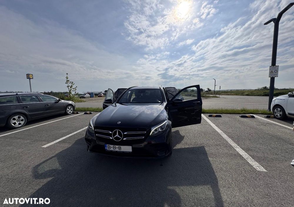 Mercedes-Benz GLC 250 d 4MATIC 9G-TRONIC AMG Line - 3