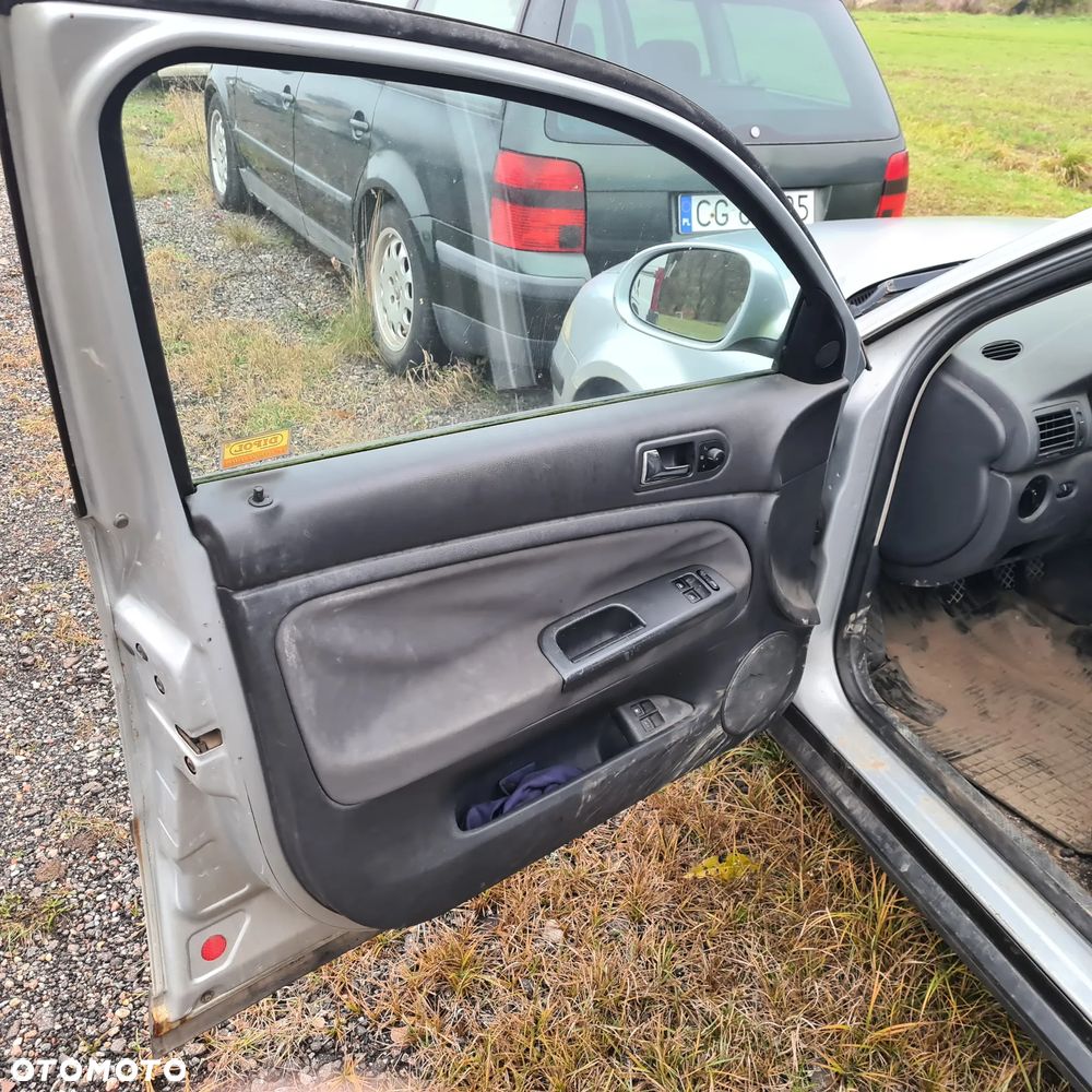 Volkswagen Passat 1.9 TDI - 4