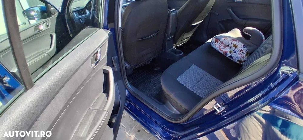 Skoda RAPID 1.6 TDI Style - 8