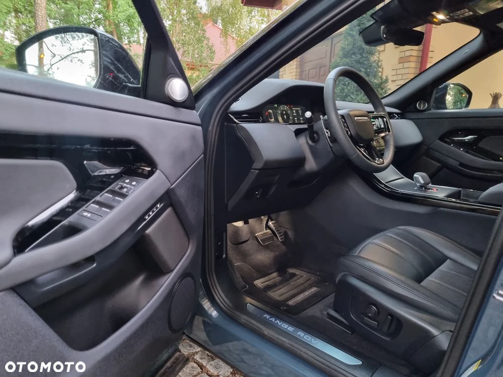 Land Rover Range Rover Evoque P250 R-Dynamic - 9