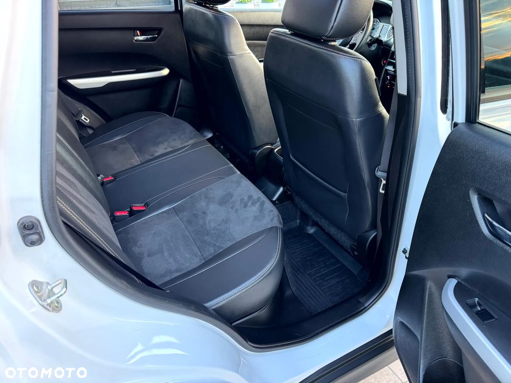 Suzuki Vitara 1.6 XLED SUN 4WD - 17
