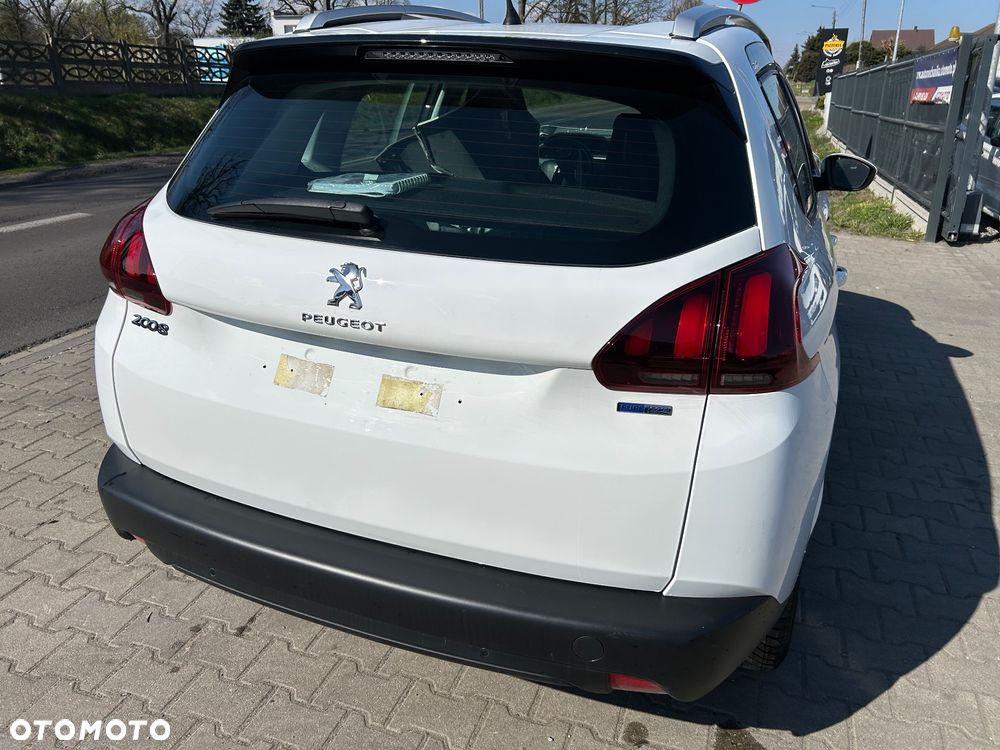 Peugeot 2008 - 19