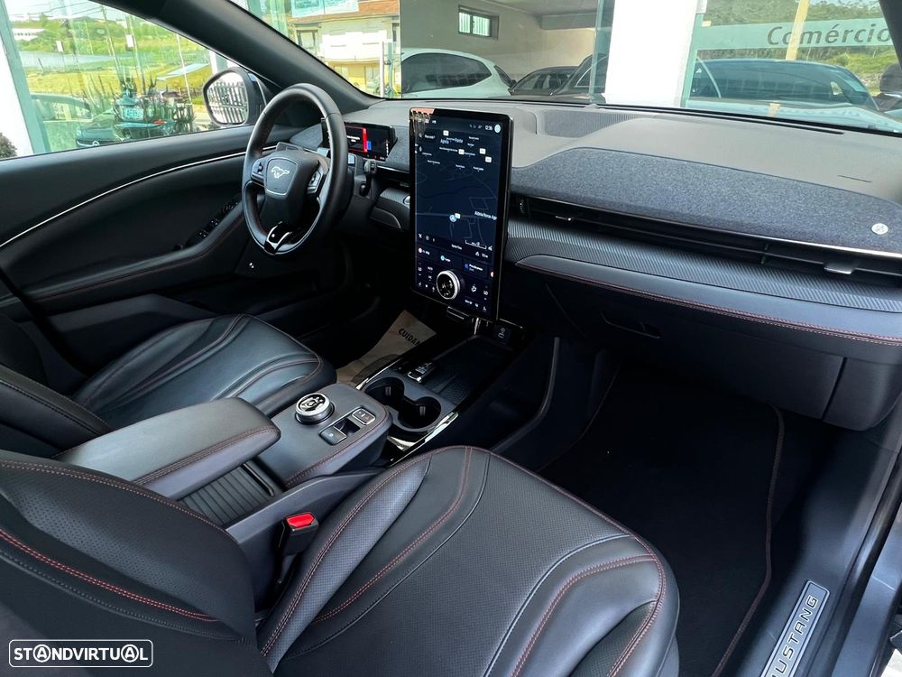 Ford Mustang Mach-E 98.7 kWh Premium - 28