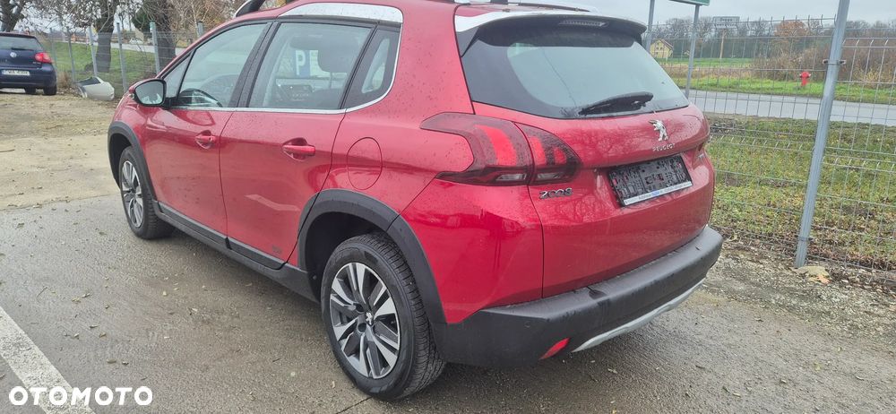 Peugeot 2008 1.2 Pure Tech Allure S&S EAT6 - 6