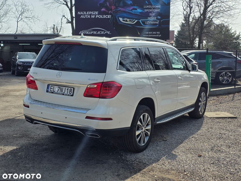 Mercedes-Benz GL - 10