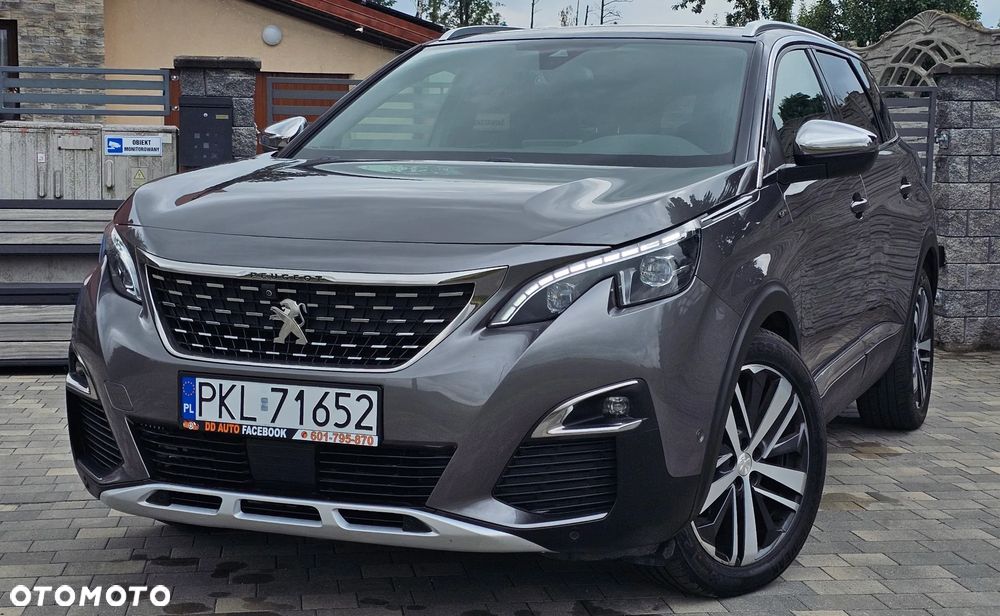 Peugeot 5008 - 8