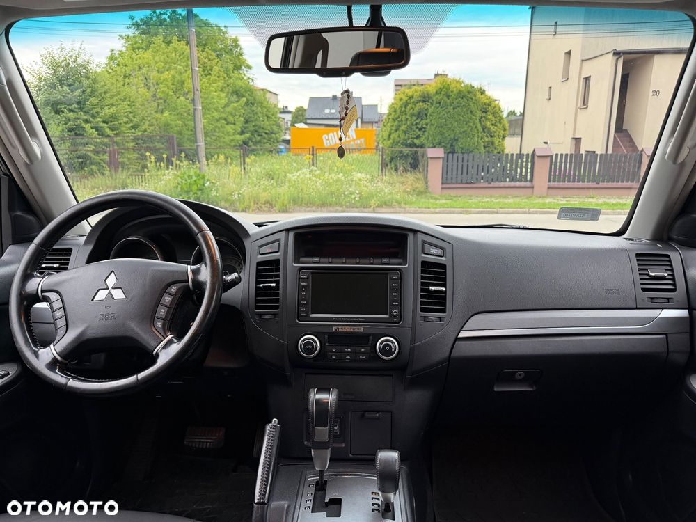 Mitsubishi Pajero 3.8 V6 Automatik Instyle - 8