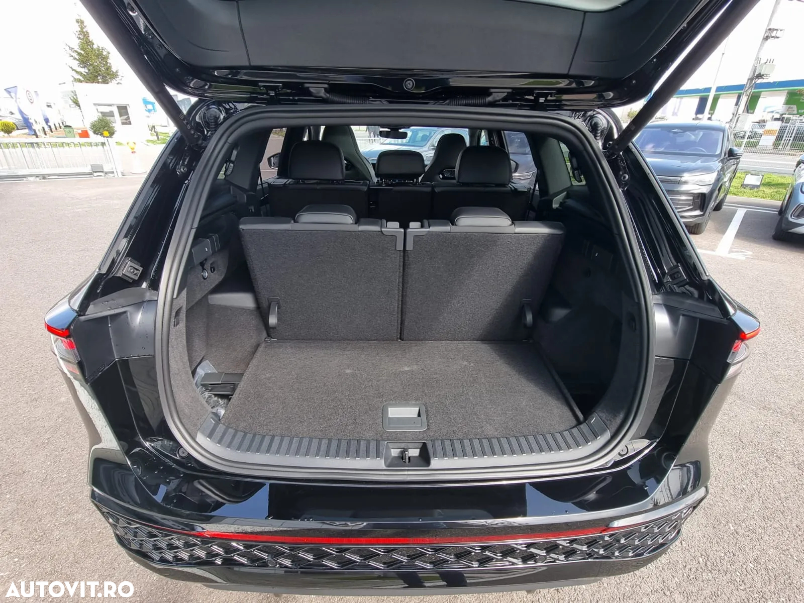 Volkswagen Tayron 2.0 TDI 4Motion DSG R-Line - 16